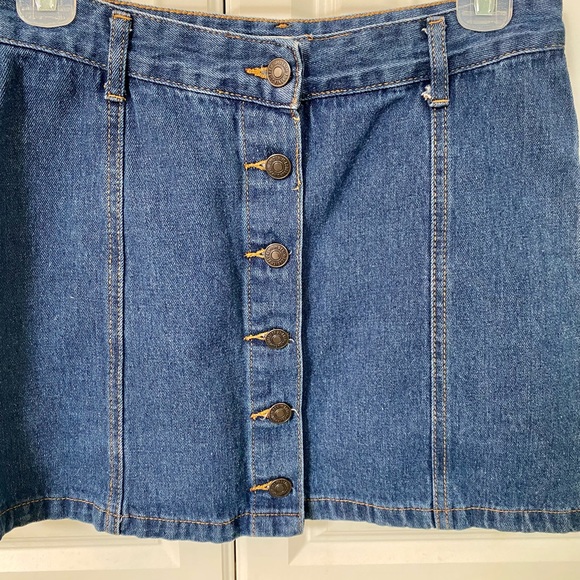 Forever 21 - Denim Button Down Skirt - Only worn once! - Picture 3 of 8